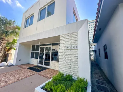 $2,250 | 350 Minorca Avenue, Unit 1, Coral Gables, FL 33134