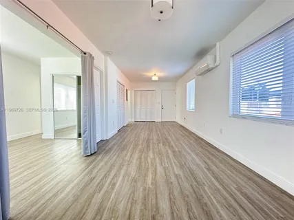 $2,250 | 350 Minorca Avenue, Unit 1, Coral Gables, FL 33134