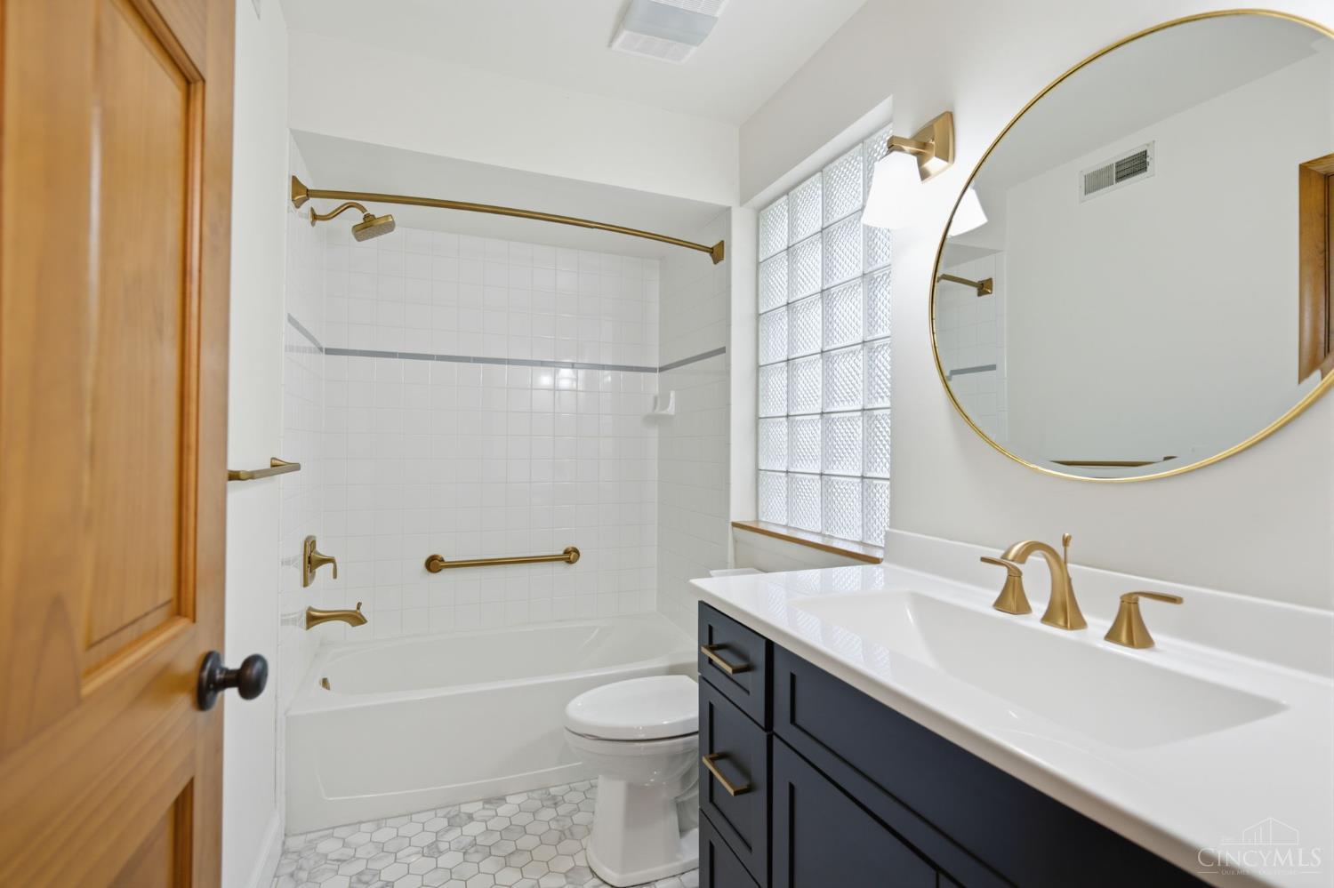 7767 Shawnee Run Road Cincinnati, OH 45243 - Photo 39 of 63