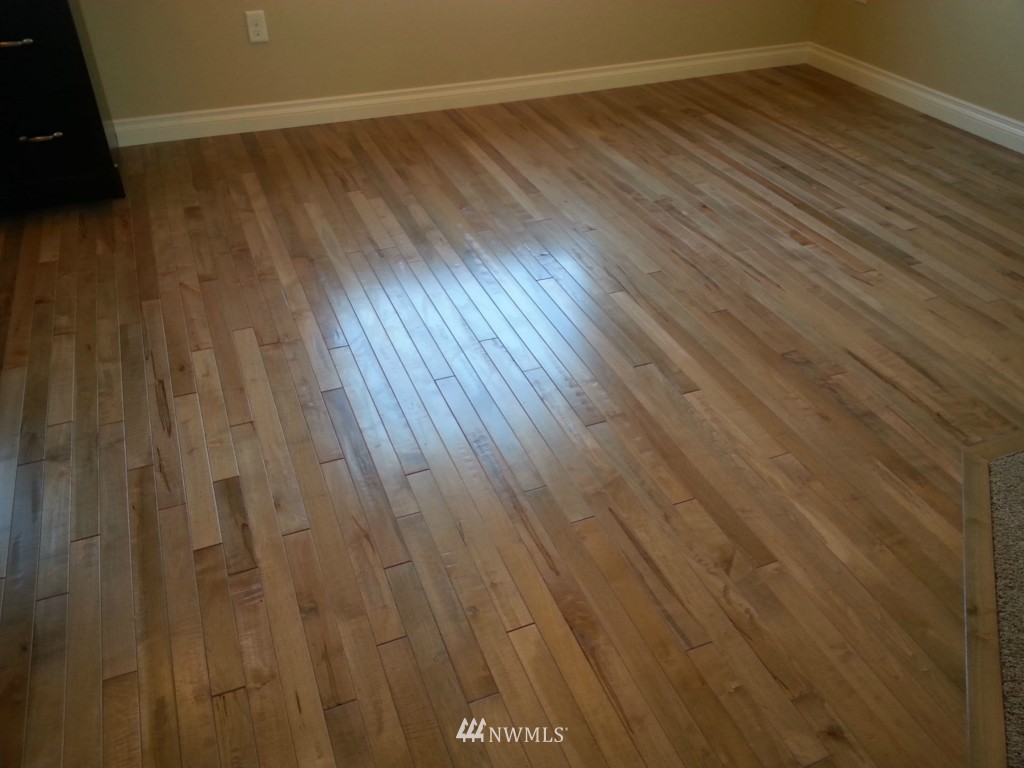 1128 Abbey Road Moses Lake, WA 98837 - Photo 5 of 13 Gallery Image 5