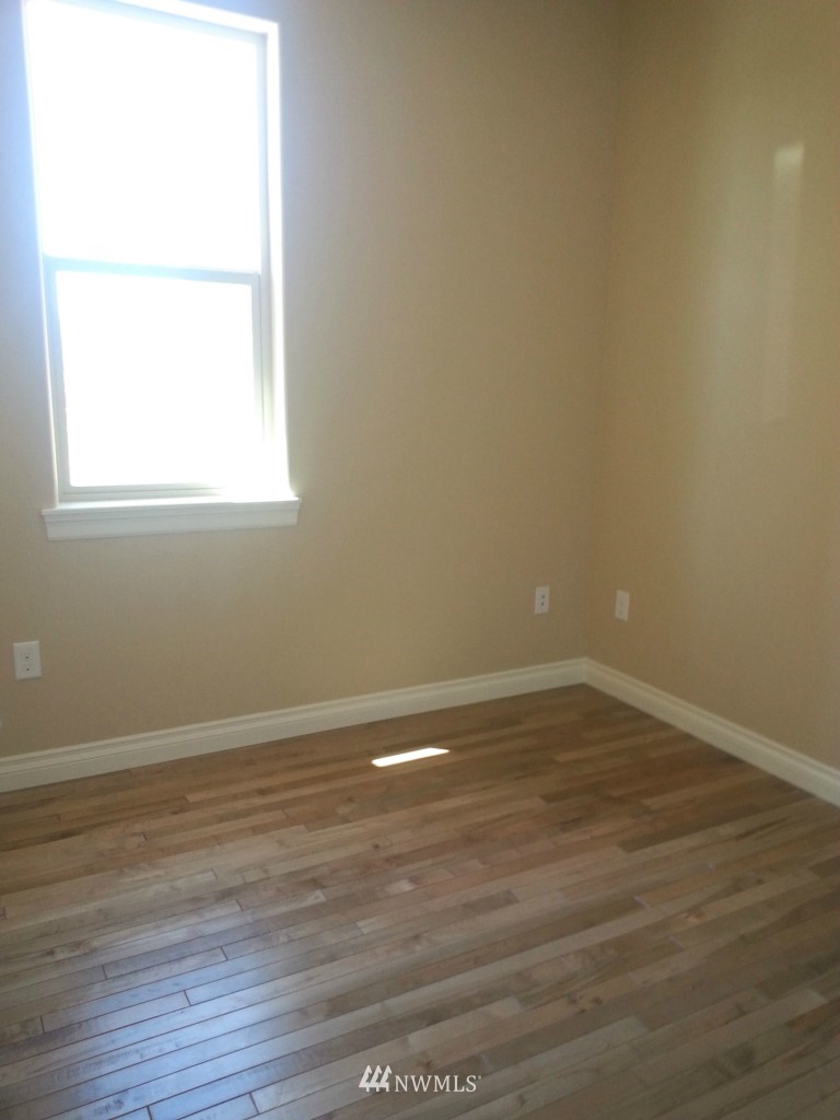 1128 Abbey Road Moses Lake, WA 98837 - Photo 10 of 13 Gallery Image 10