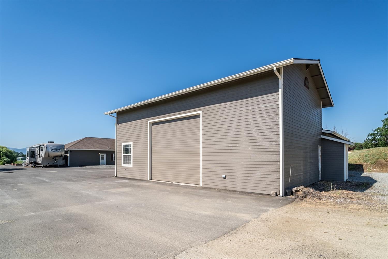 1208 Gibbon Road Central Point, OR 97502 - Photo 22 of 35 Additional Photo