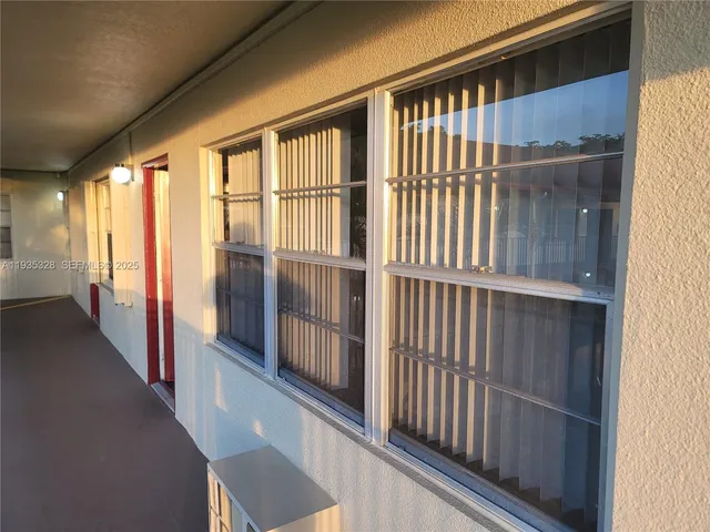 $1,550 | 151 Southwest 134th Way, Unit 312N, Pembroke Pines, FL 33027