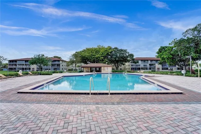 $1,550 | 151 Southwest 134th Way, Unit 312N, Pembroke Pines, FL 33027