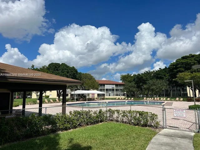 $1,499 | 151 Southwest 134th Way, Unit 312N, Pembroke Pines, FL 33027