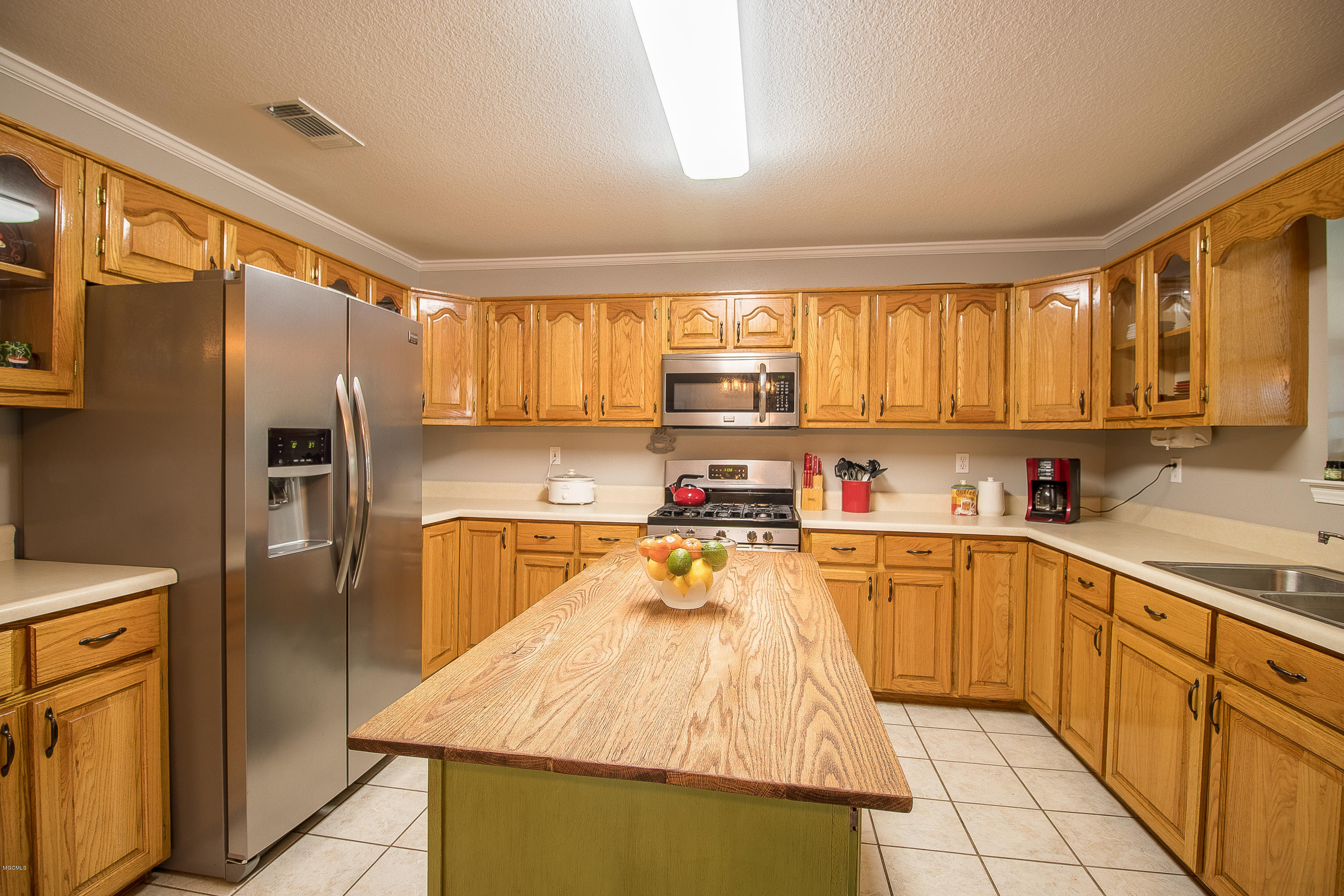 16116 Orange Grove Road Gulfport, MS 39503 - Photo 9 of 27 16116 Orange Grove Road-103