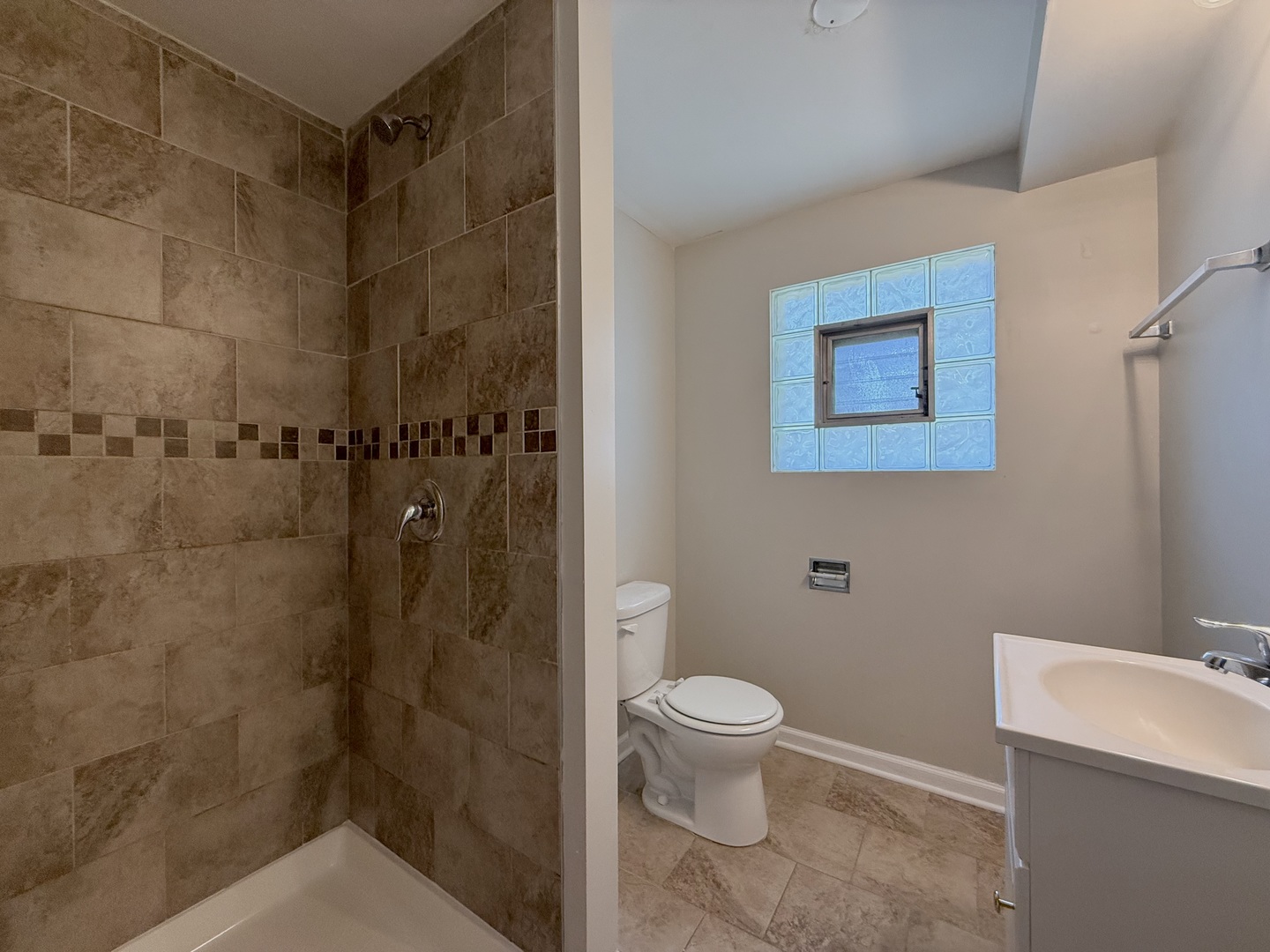 18062 Exchange Avenue Lansing, IL 60438 - Photo 13 of 18