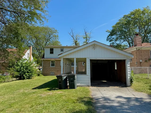 $215,000 | 18062 Exchange Avenue, Lansing, IL 60438