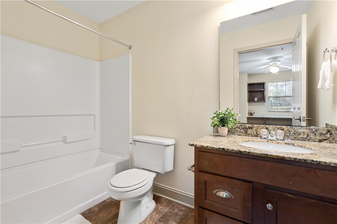 203 Kelly Road, Unit 302 Clemson, SC 29631 - Photo 13 of 33