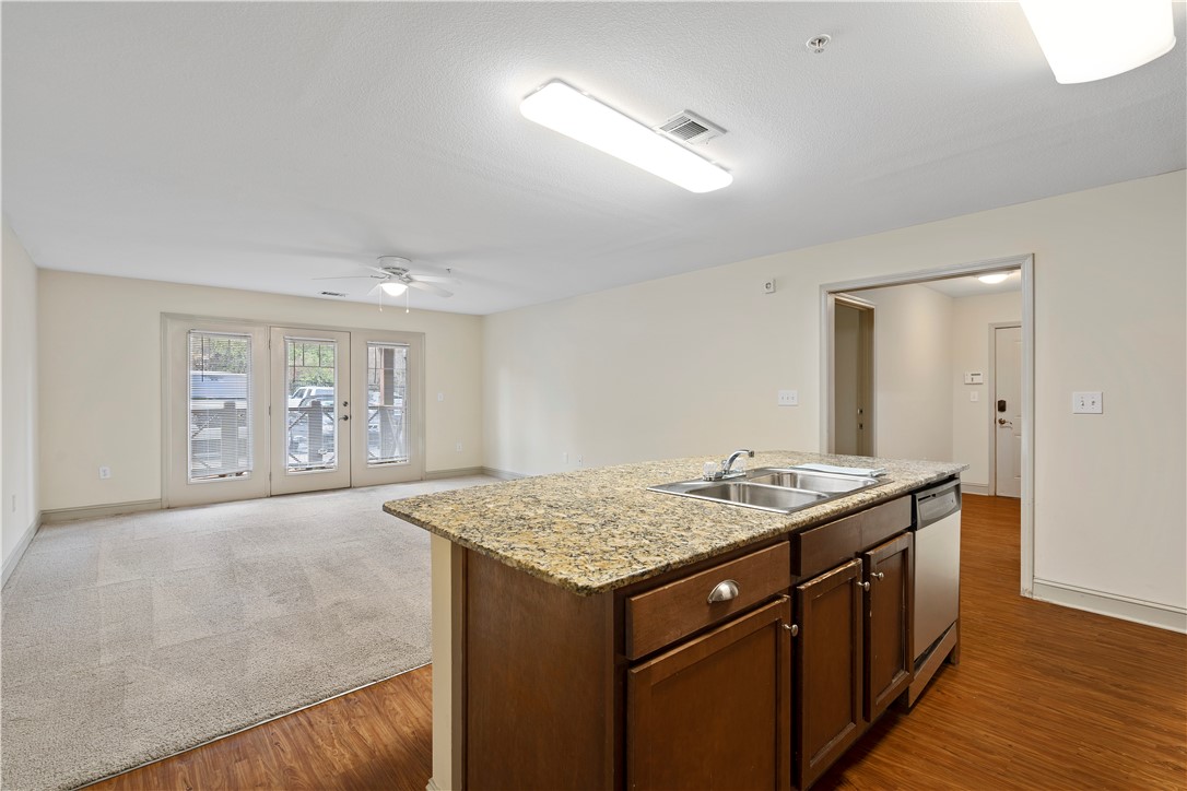 203 Kelly Road, Unit 302 Clemson, SC 29631 - Photo 8 of 33