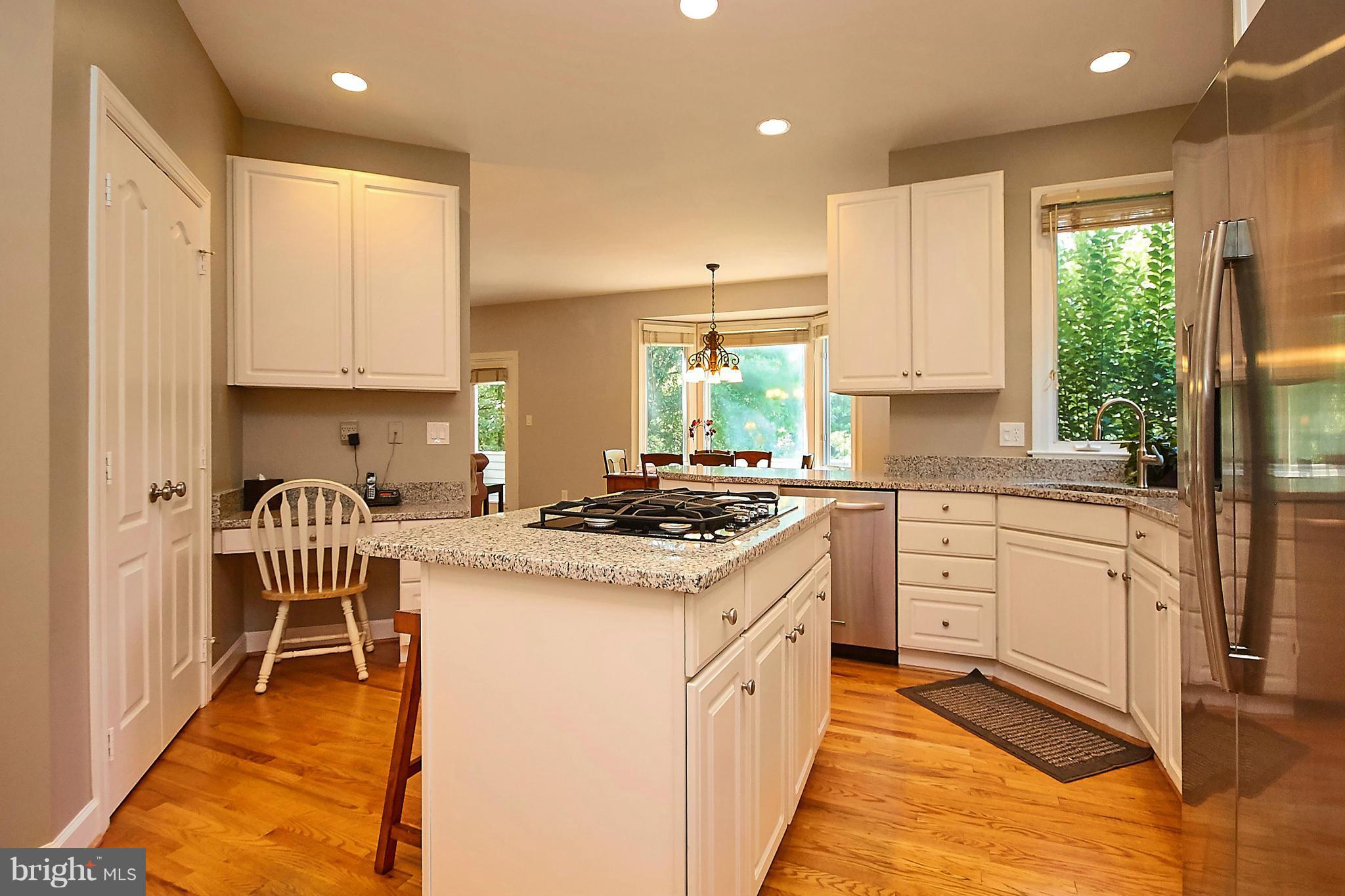 11317 Bright Pond Lane Reston, VA 20194 - Photo 9 of 30 Kitchen