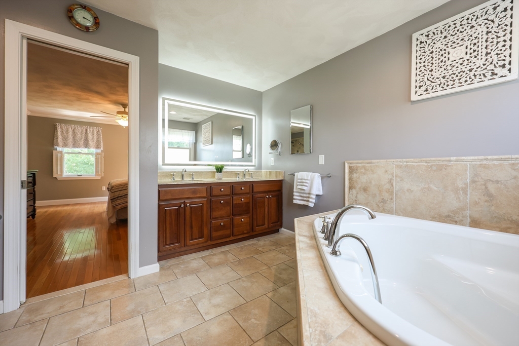 70 Huntsbridge Road North Attleboro, MA 02760 - Photo 24 of 42 Gallery Image 24