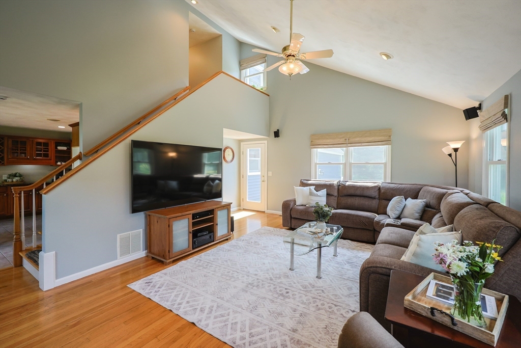 70 Huntsbridge Road North Attleboro, MA 02760 - Photo 8 of 42 Gallery Image 8
