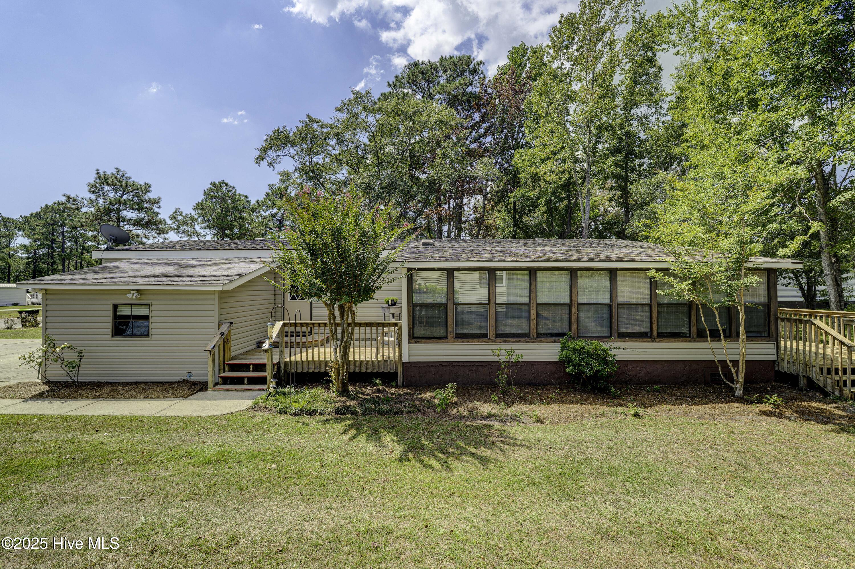 609 Outrigger Court Hampstead, NC 28443 - Photo 29 of 37 609OutriggerFinal-35