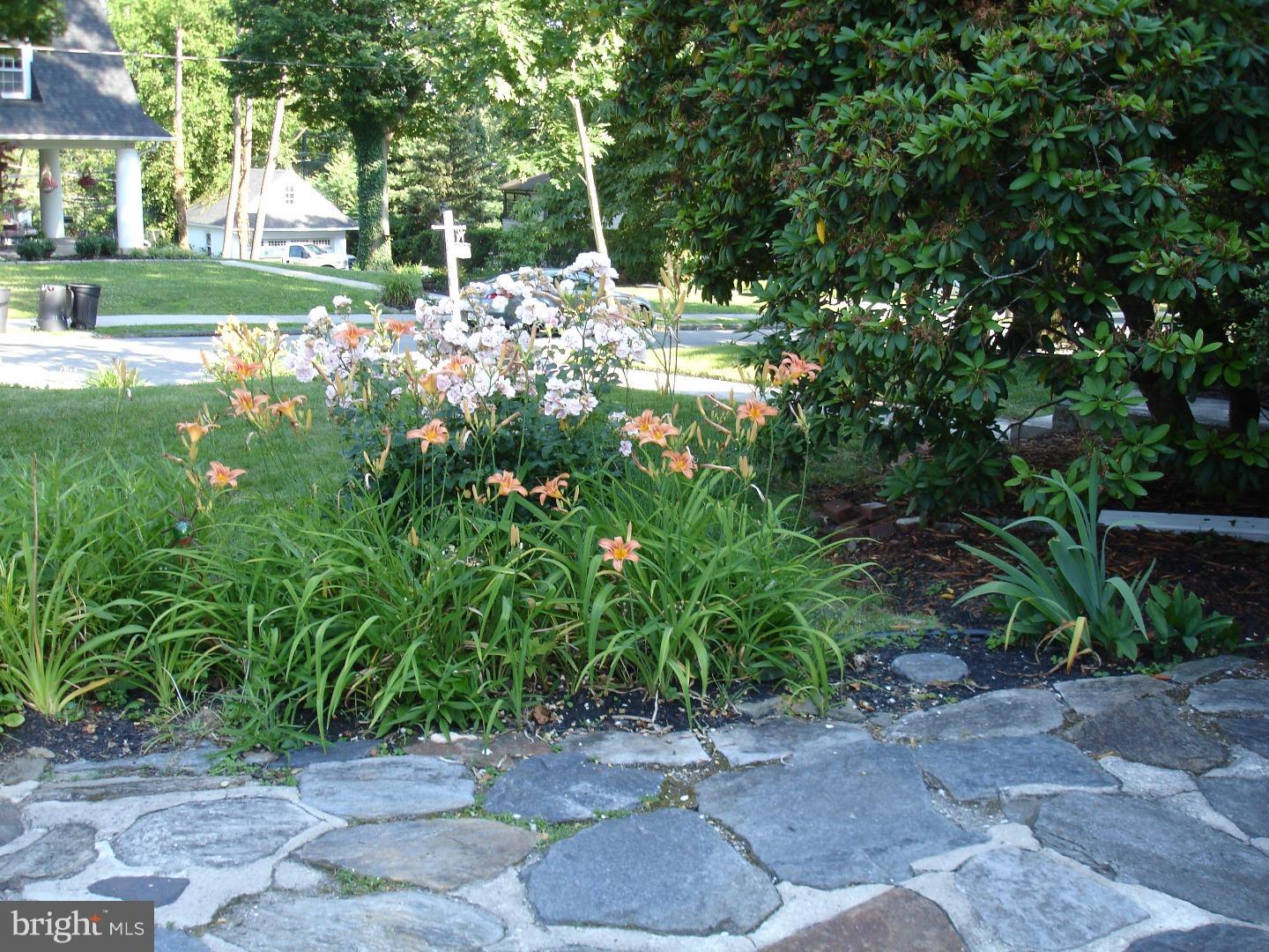 102 South Rolling Road Springfield, PA 19064 - Photo 21 of 23