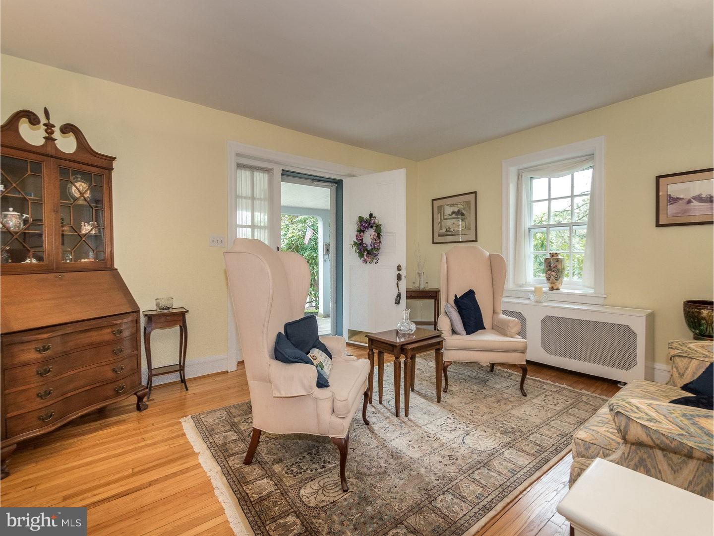 102 South Rolling Road Springfield, PA 19064 - Photo 4 of 23