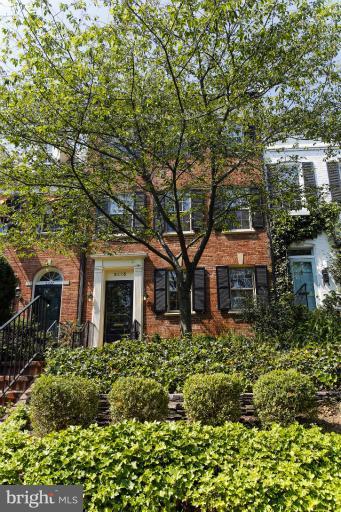 3225 Reservoir Road Northwest Washington, DC 20007 - Photo 1 of 15 Exterior (Front)