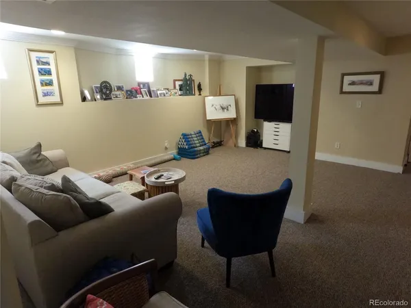 $4,825 | 1829 South Grant Street, Denver, CO 80210