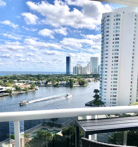 $3,600 | 20515 East Country Club Drive, Unit 1448, Aventura, FL 33180