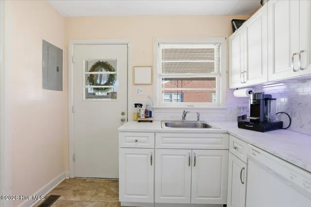 $179,999 | 308 South Oleander Avenue, Goldsboro, NC 27530