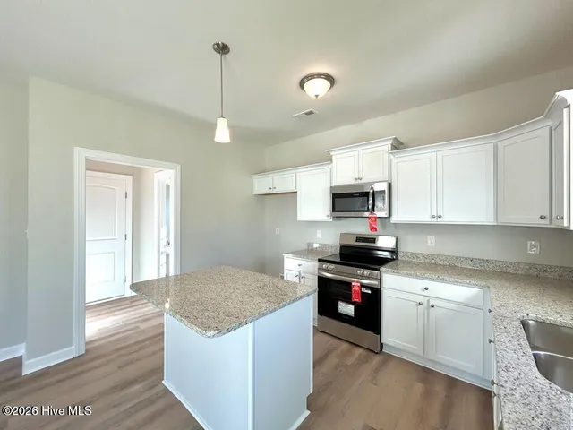 $338,000 | 4062 Hunters Trail, Jacksonville, NC 28546