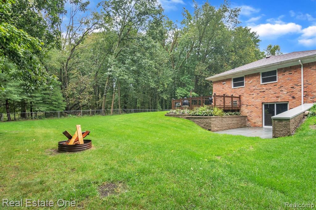 5630 North Fleming Road Fowlerville, MI 48836 - Photo 35 of 42