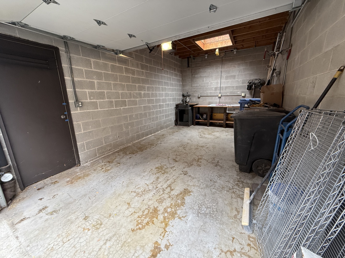 1615 North Vine Street Chicago, IL 60614 - Photo 21 of 25 a view of storage and utility room