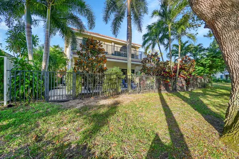 $699,000 | 15 Lawrence Lake Drive, Boynton Beach, FL 33436