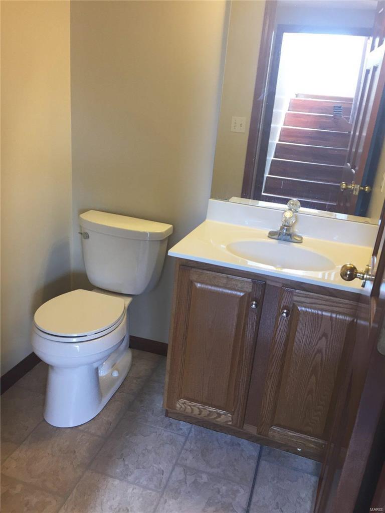 2710 Hunters Ridge Edwardsville, IL 62025 - Photo 21 of 25 Gallery Image 21
