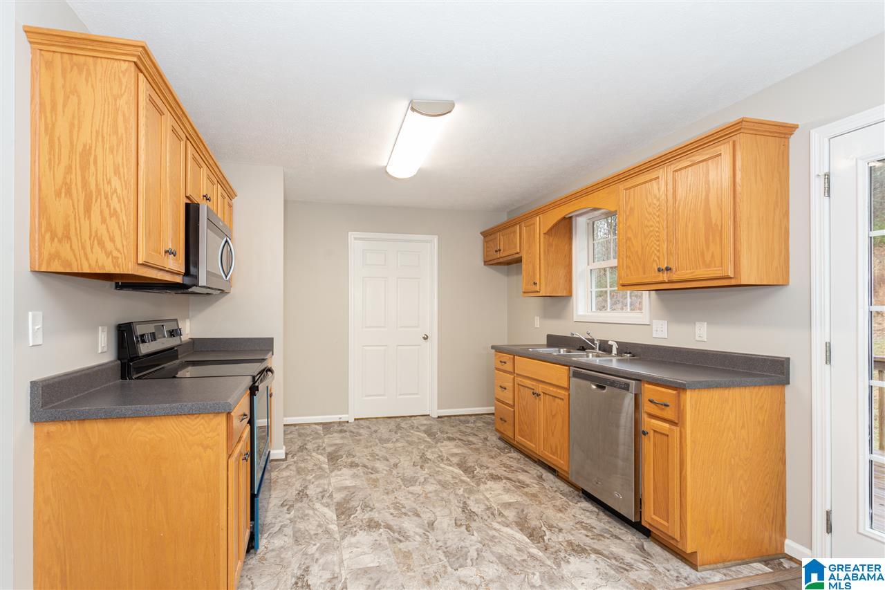 1447 Post Oak Road Alexandria, AL 36250 - Photo 2 of 32