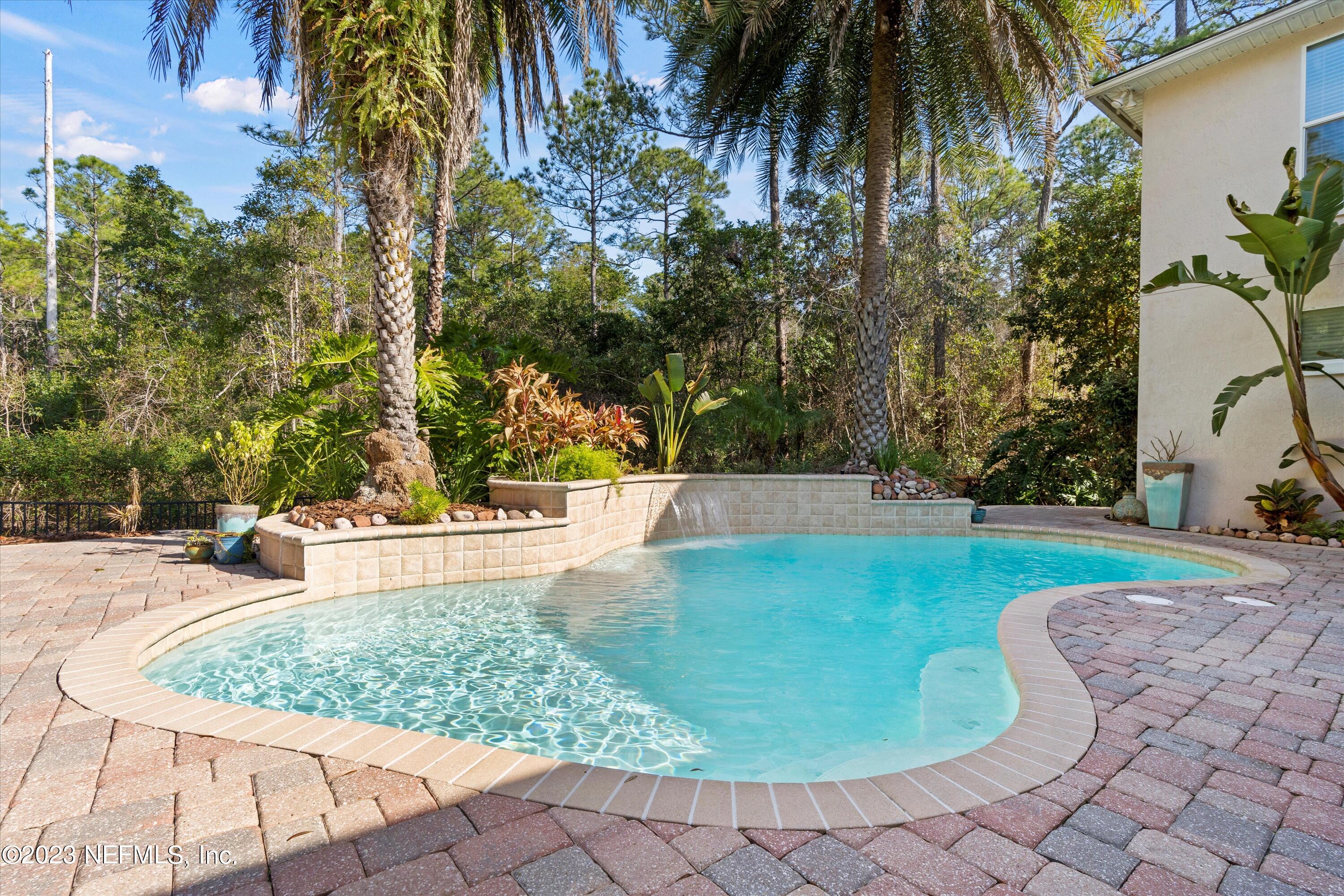618 Racoon Court St. Johns, FL 32259 - Photo 32 of 61 a view of a backyard