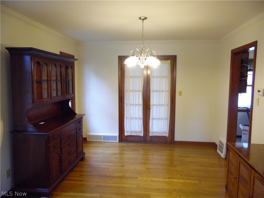 1127 Richmond Road Cleveland, OH 44124 - Photo 5 of 25 Gallery Image 5