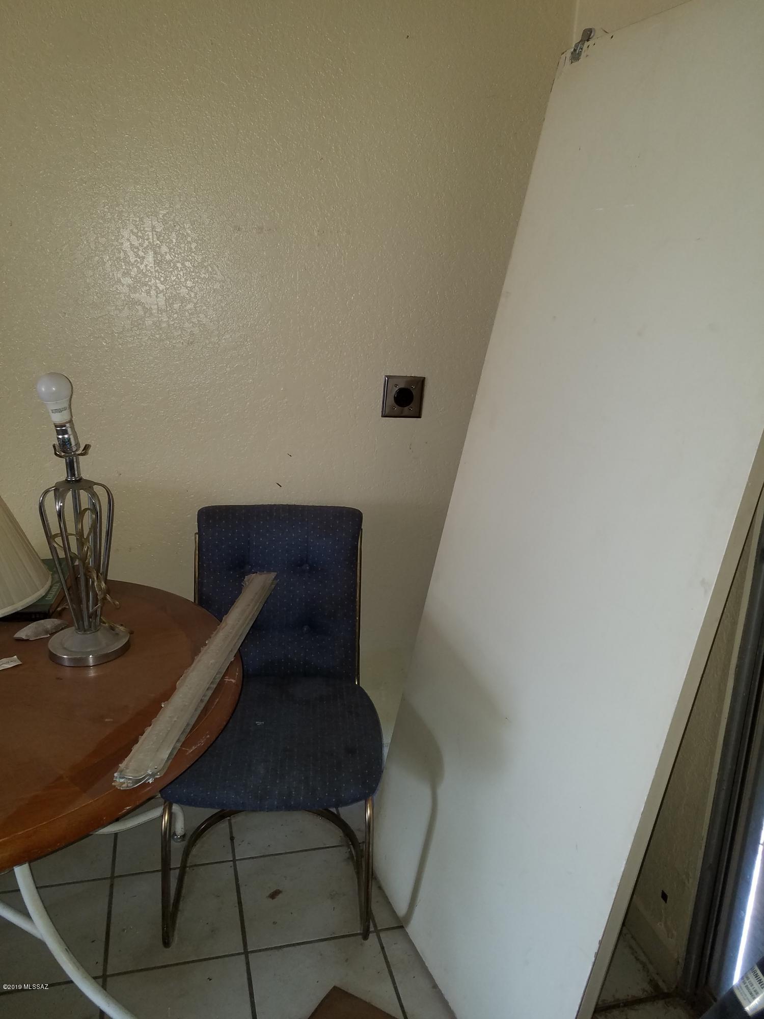405 East Navajo Road Tucson, AZ 85705 - Photo 12 of 25
