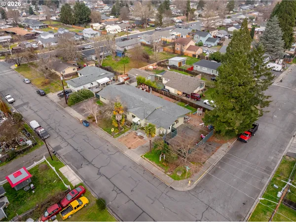 $425,000 | 1117 Southwest Greenwood Avenue, Grants Pass, OR 97526