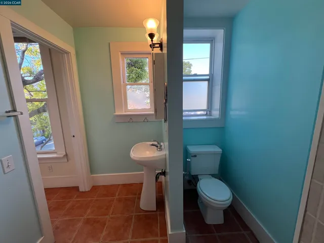 $1,975 | Berkeley Bowl, Berkeley, CA 94703