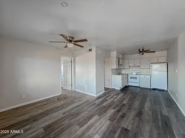 $995 | 1703 West Mountain View Road, Unit 13, Phoenix, AZ 85021