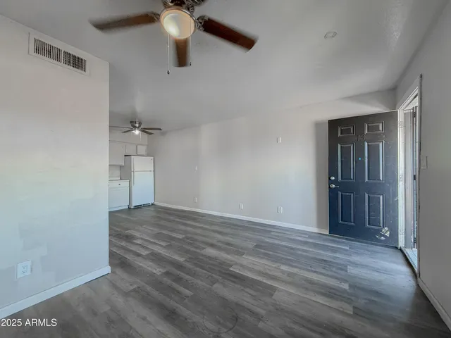 $995 | 1703 West Mountain View Road, Unit 13, Phoenix, AZ 85021