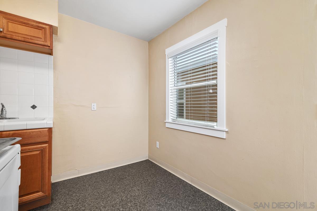 3378 B Street San Diego, CA 92102 - Photo 5 of 27 a view of an empty room with a window