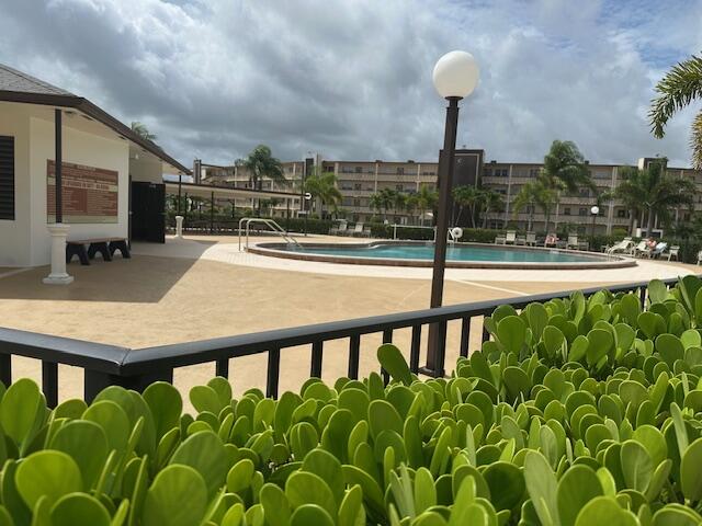 4093 Wolverton East, Unit 4093 Boca Raton, FL 33434 - Photo 3 of 85 Pool