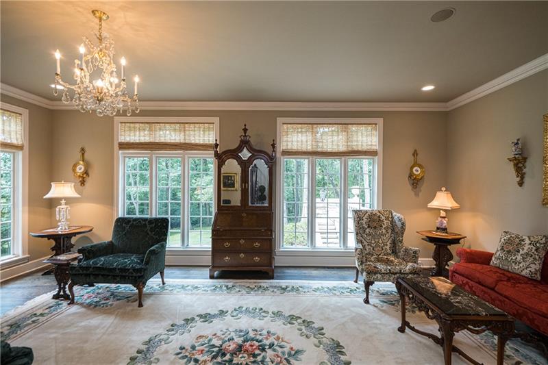 251 West Chapel Ridge Road Pittsburgh, PA 15238 - Photo 16 of 25 Gallery Image 16
