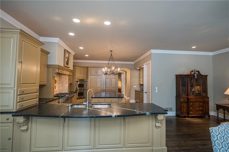251 West Chapel Ridge Road Pittsburgh, PA 15238 - Photo 9 of 25 Gallery Image 9