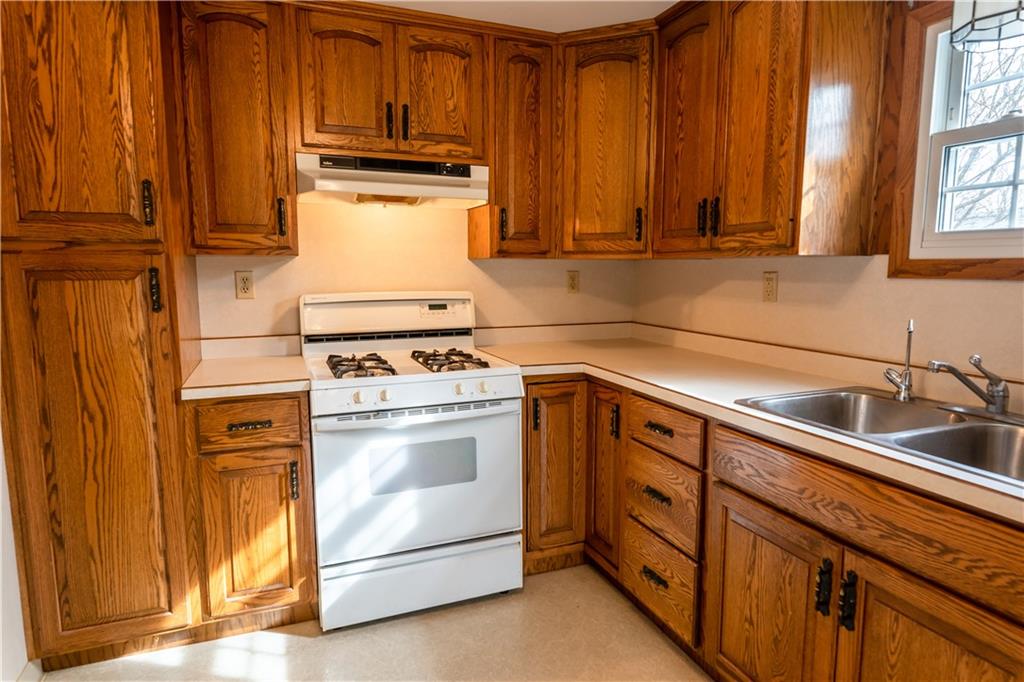 1906 Lovi Road Freedom, PA 15042 - Photo 8 of 20