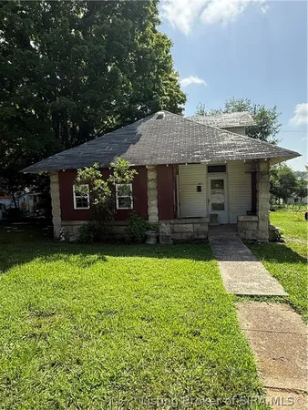 $75,000 | 307 North Harrison Street, Salem, IN 47167