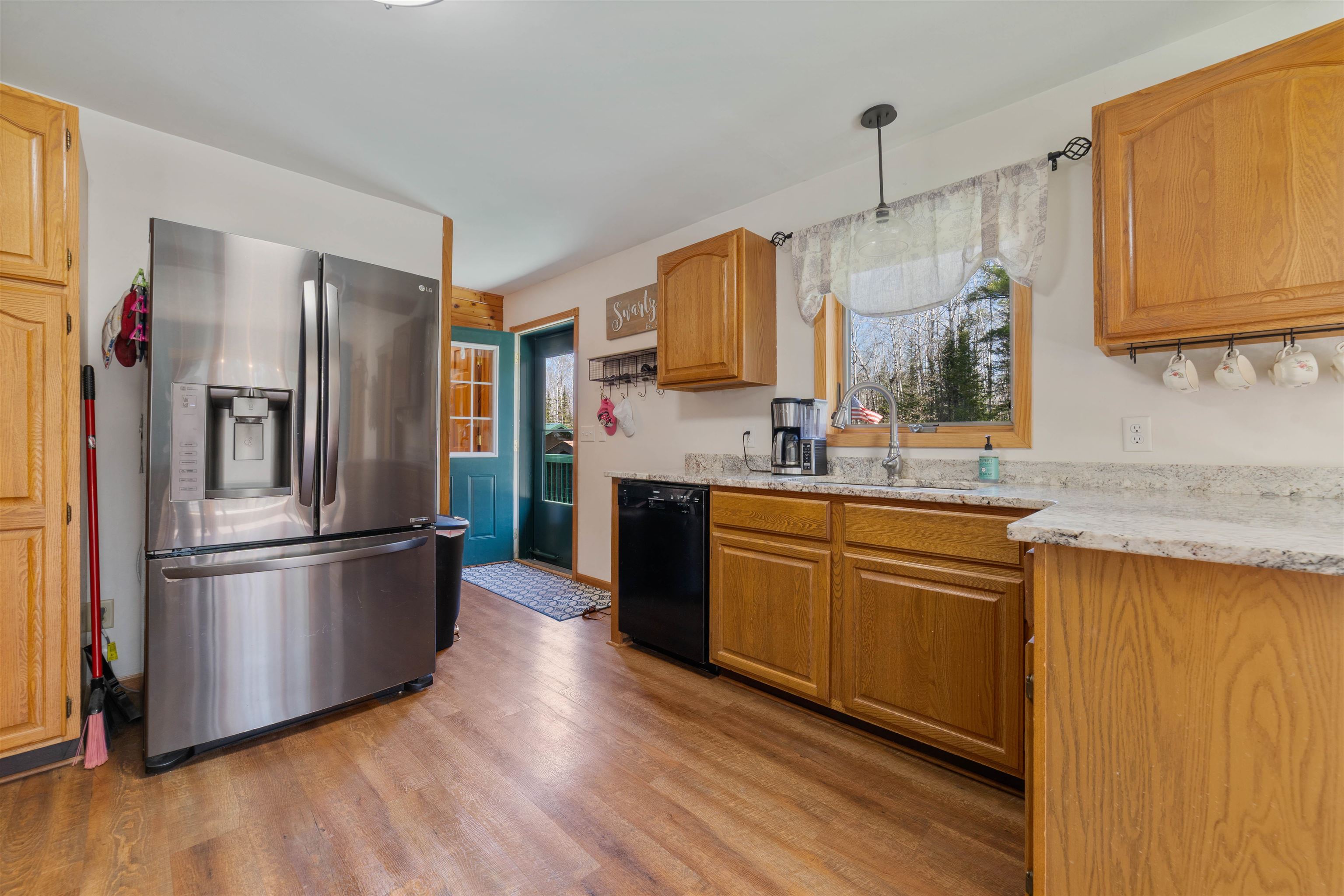 6960 South County Rd B Foxboro, WI 54836 - Photo 3 of 28 Kitchen