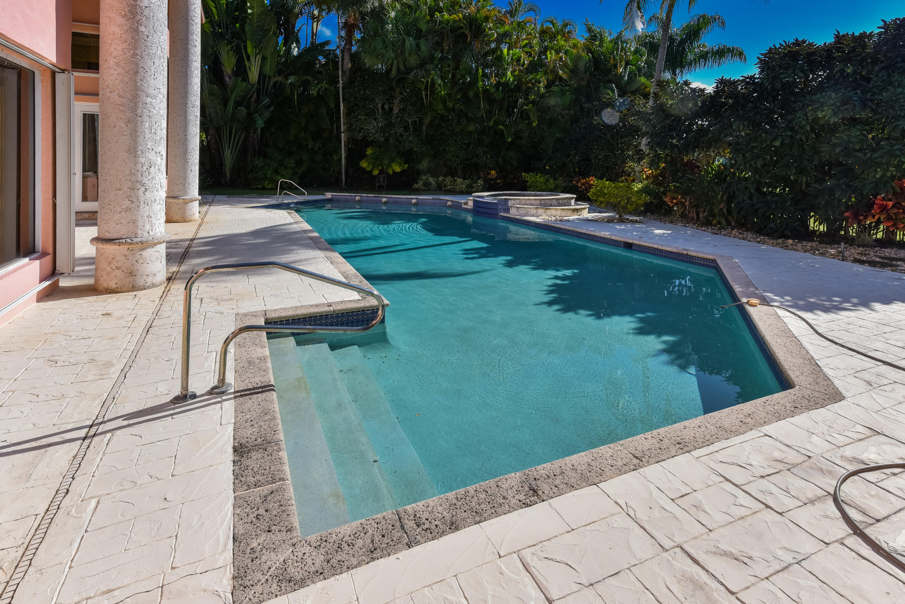 7202 Ayrshire Lane Boca Raton, FL 33496 - Photo 31 of 71 pool