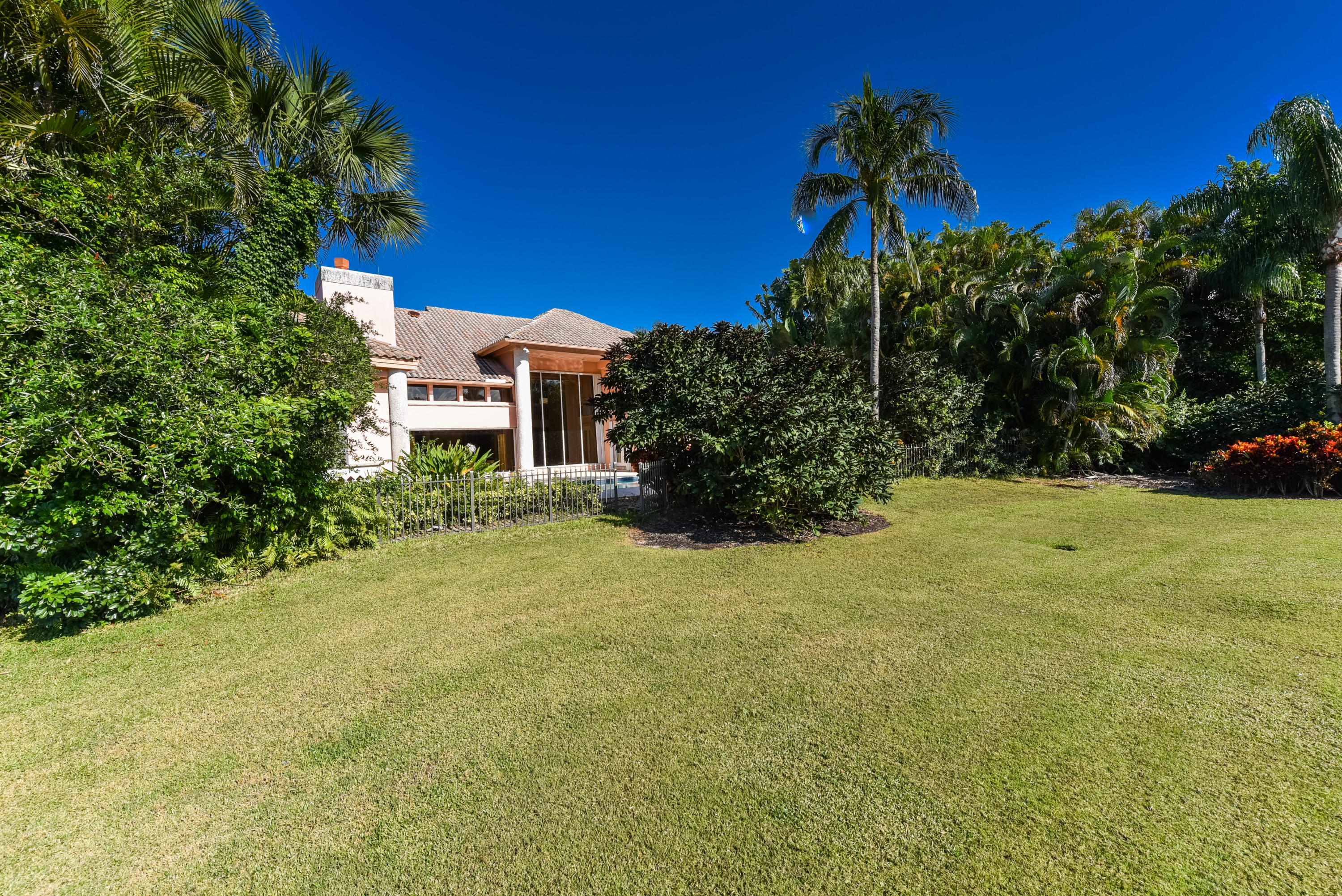 7202 Ayrshire Lane Boca Raton, FL 33496 - Photo 34 of 71 back of house