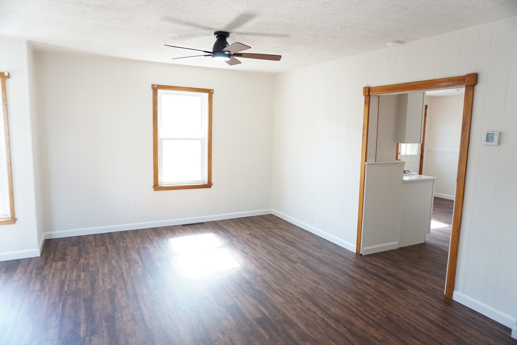 18 Sutherland Street Lowell, MA 01850 - Photo 21 of 28