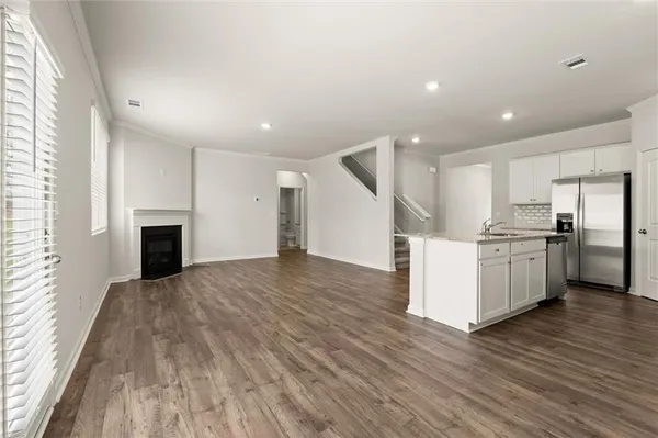 $2,500 | 127 Landsdowne Way Southeast, Cartersville, GA 30120