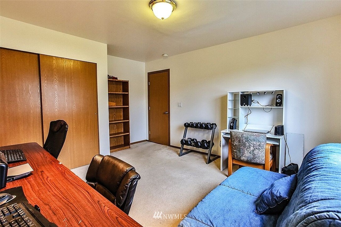 2998 Lowren Loop Port Orchard, WA 98366 - Photo 17 of 24 Gallery Image 17