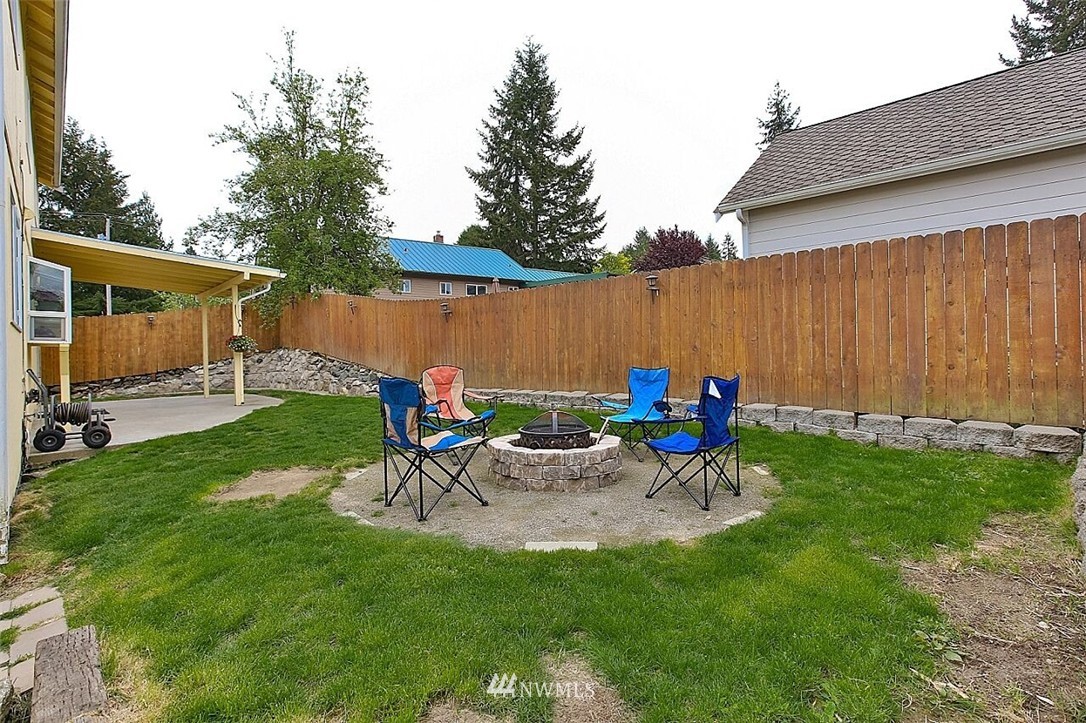2998 Lowren Loop Port Orchard, WA 98366 - Photo 20 of 24 Gallery Image 20